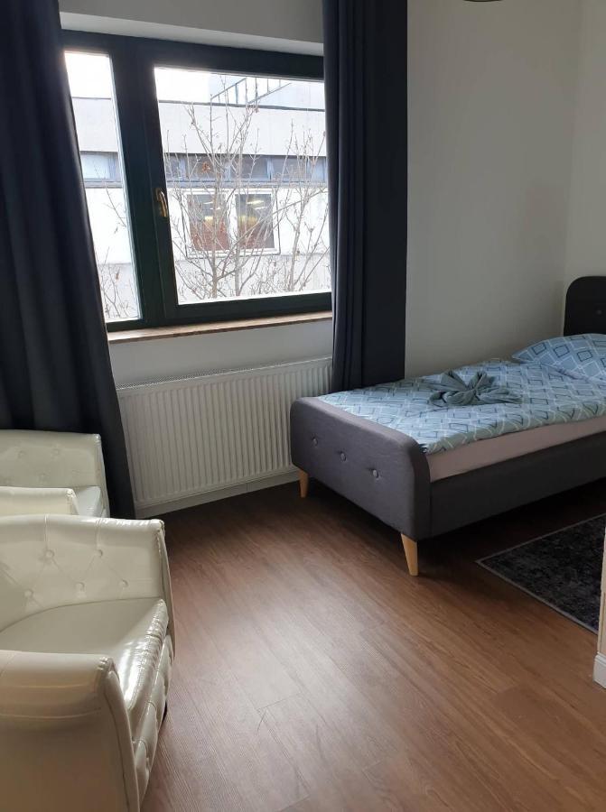 Ejjeli Bagoly Etterem Es Panzio Bed & Breakfast Budapest Ngoại thất bức ảnh